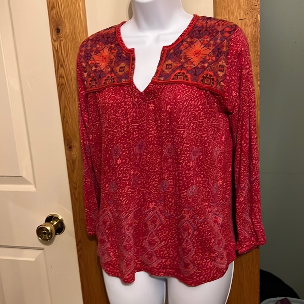 Lucky Brand, three quarter length sleeve top, jewel tones.